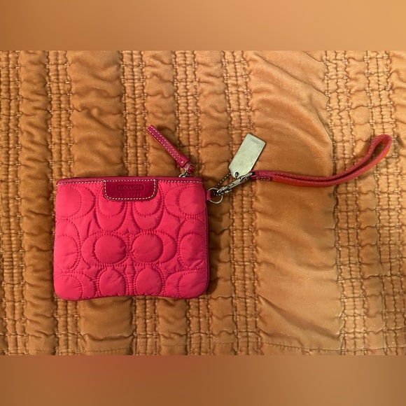 Vintage Y2K Coach Clutch - Picture 6 of 6